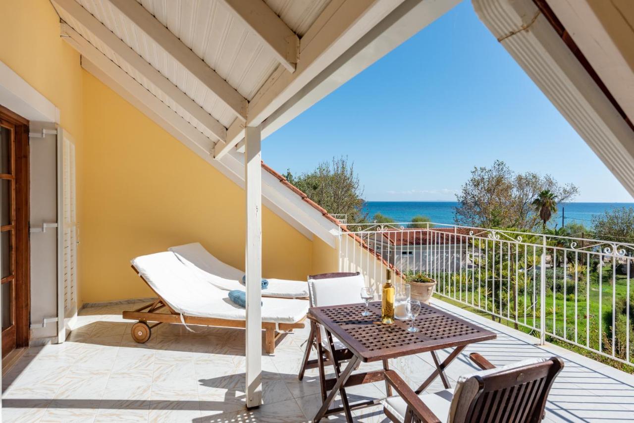 Albouro Seafront Apartments Katelios Bagian luar foto