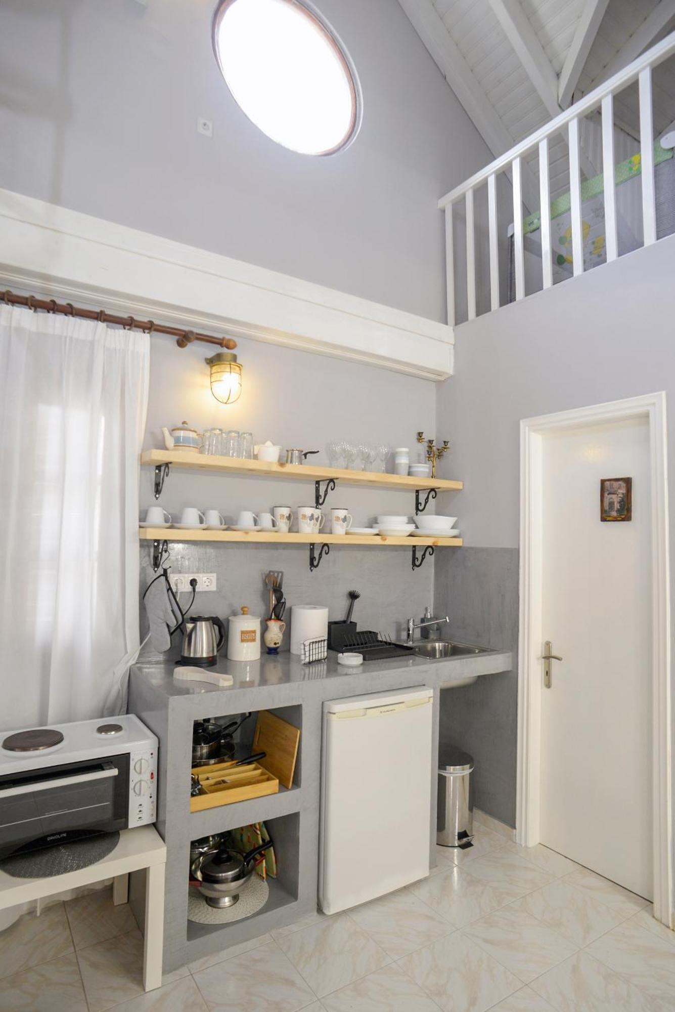 Albouro Seafront Apartments Katelios Bagian luar foto