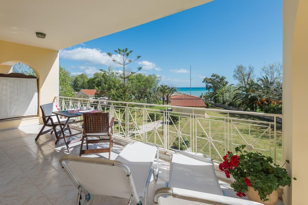 Albouro Seafront Apartments Katelios Bagian luar foto