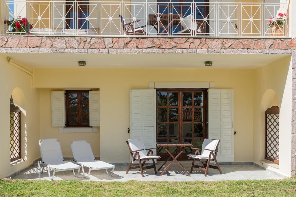 Albouro Seafront Apartments Katelios Bagian luar foto